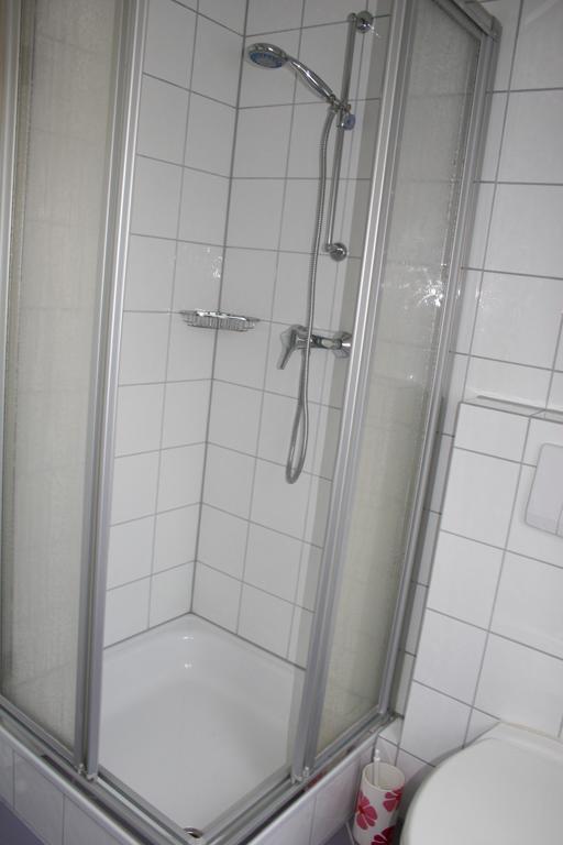 Gaestezimmer Hausaeckerweg Erlangen Exterior photo